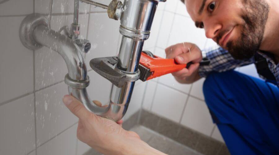 Professional same day plumber services in Remington, IN